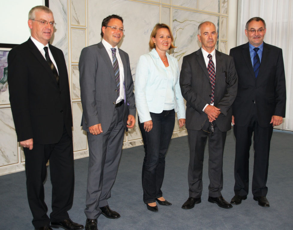 Photo 15_jpg-1314095644