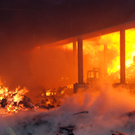 Großbrand in Lagerhalle in Wien-Liesing