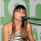 Reyna singt_jpg-1314297378.jpg