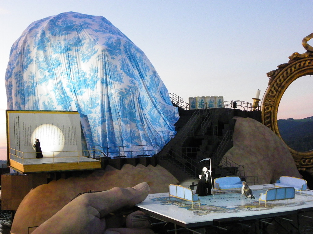 111_9946_JPG-1314306476