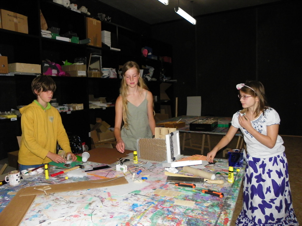 112_3389_JPG-1314436218