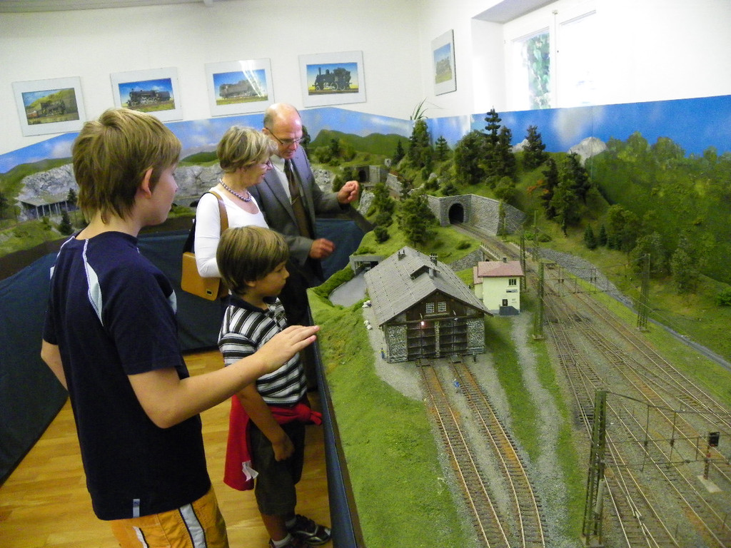 105_0296_jpg-1314437259