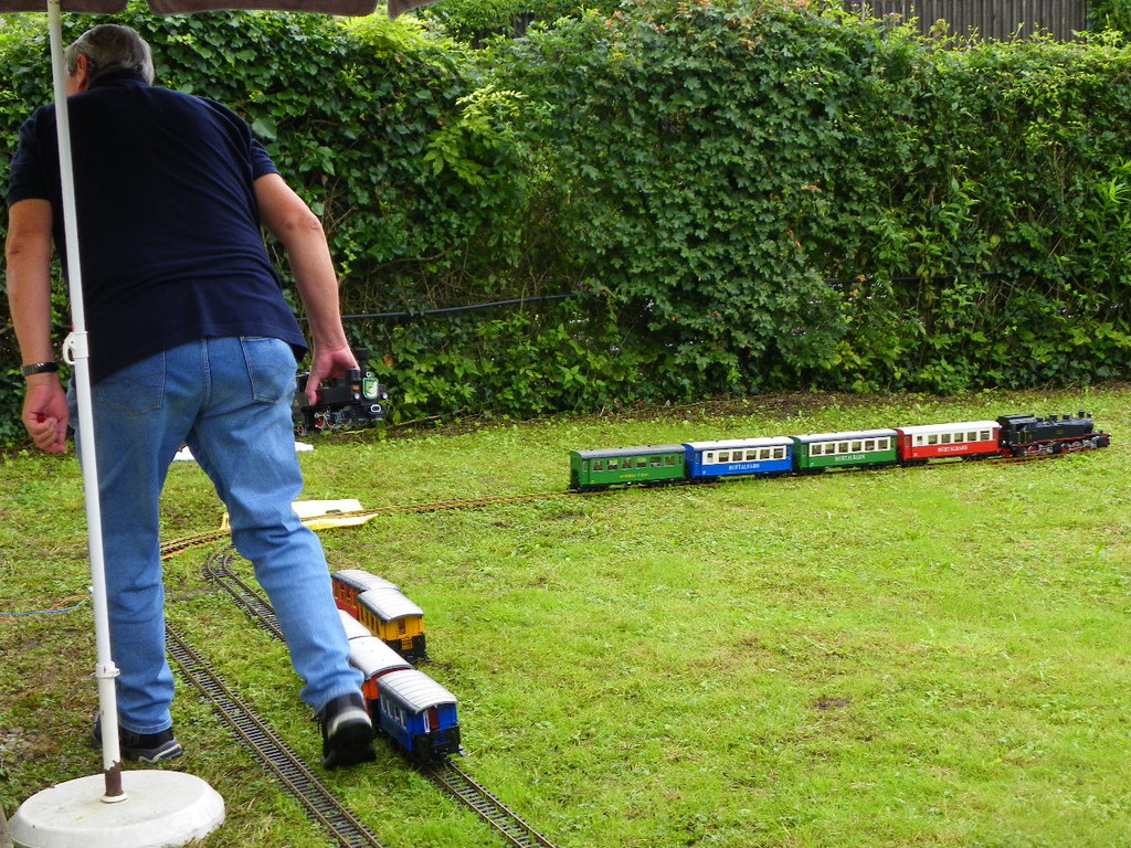 105_0219_jpg-1314437216