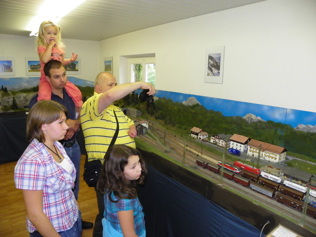 105_0420_jpg-1314437277