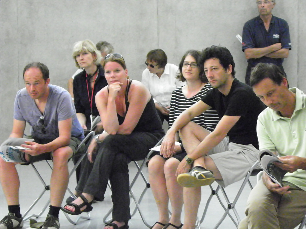 112_3561-1_JPG-1314437807