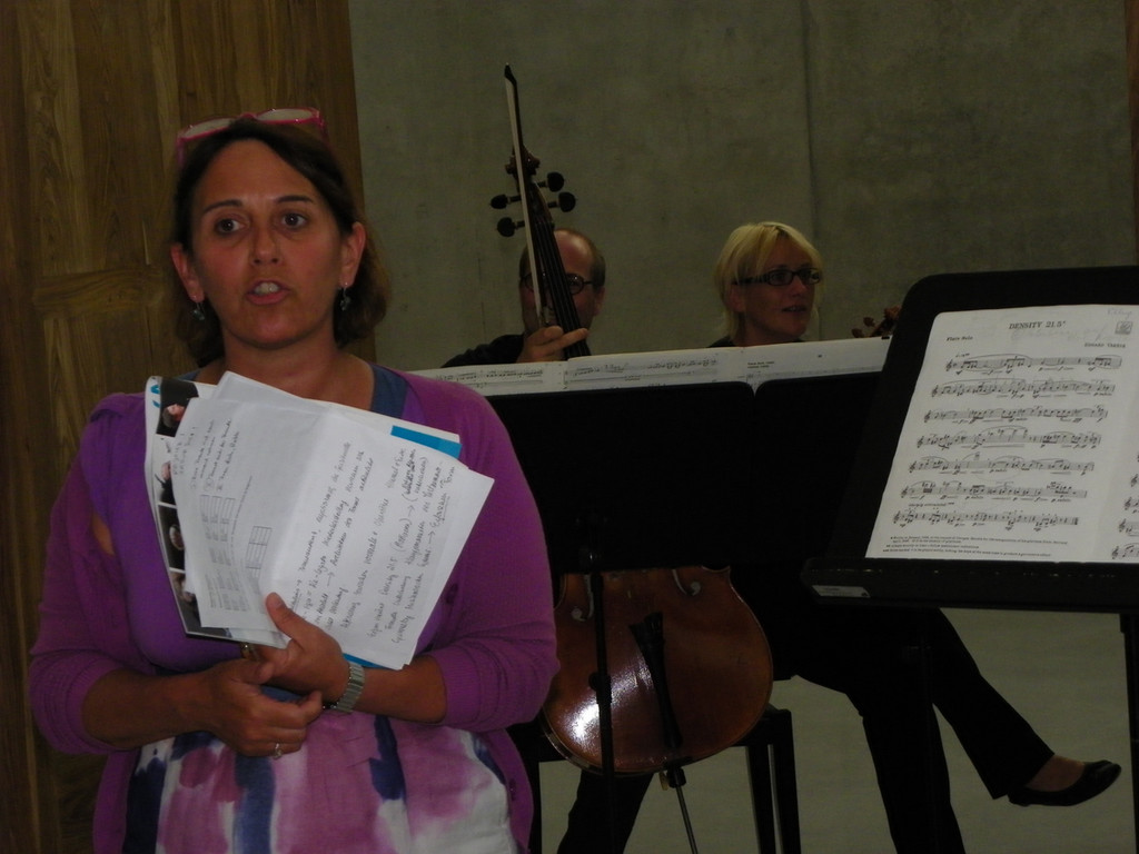 112_3565-1_JPG-1314437820