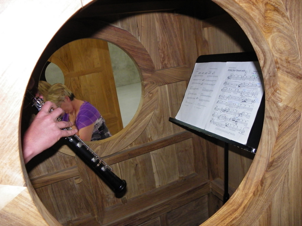 112_3570-1_JPG-1314437860