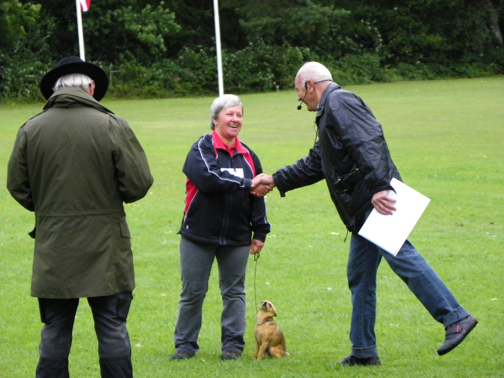 112_3940_JPG-1314533890