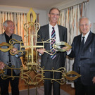 Präsentation der neuen Turmzierden nach Abnahme am 29.1.2009