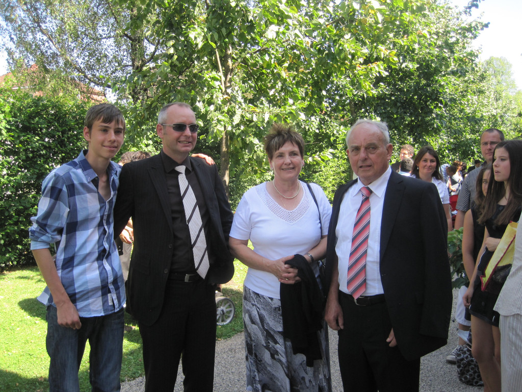 IMG_9879_JPG-1314553079