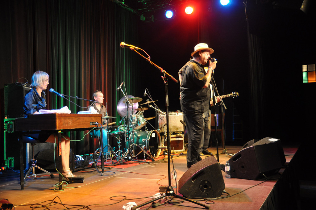 has10_jpg-1314563314