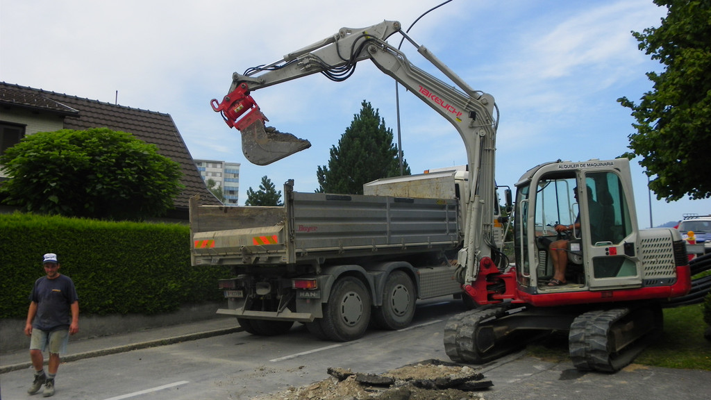 112_3847_JPG-1314566286