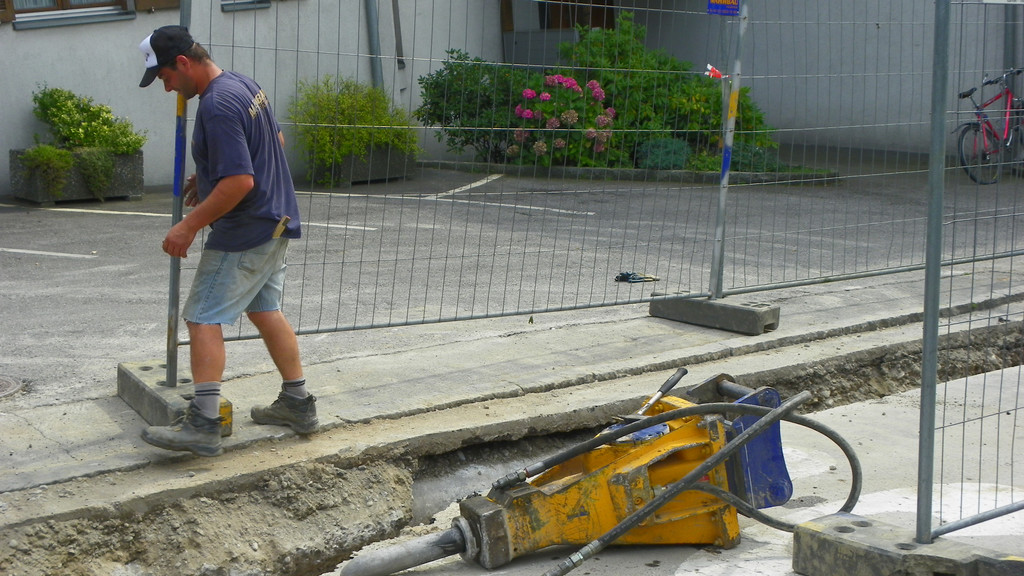 112_3838_JPG-1314566220