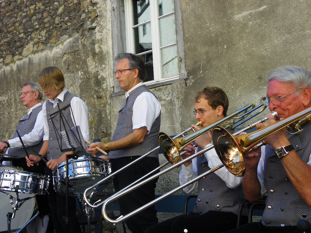 105_3257_jpg-1314653898