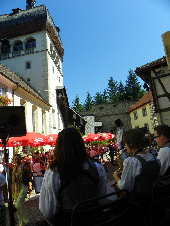 105_3261_jpg-1314653905