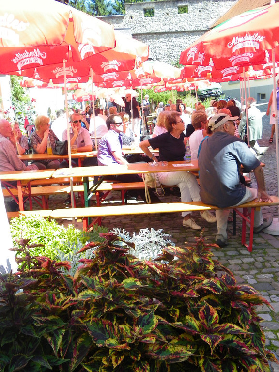 105_3323_jpg-1314653961