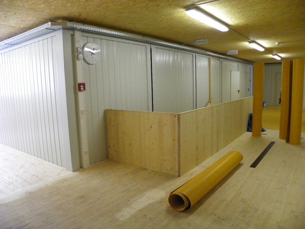 112_1830_JPG-1314654715