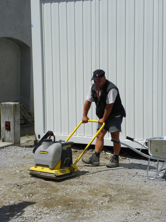 112_1819_JPG-1314654671