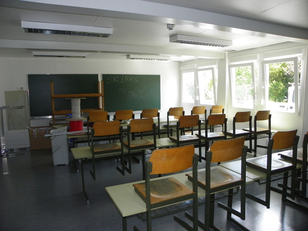 112_1831_JPG-1314654725