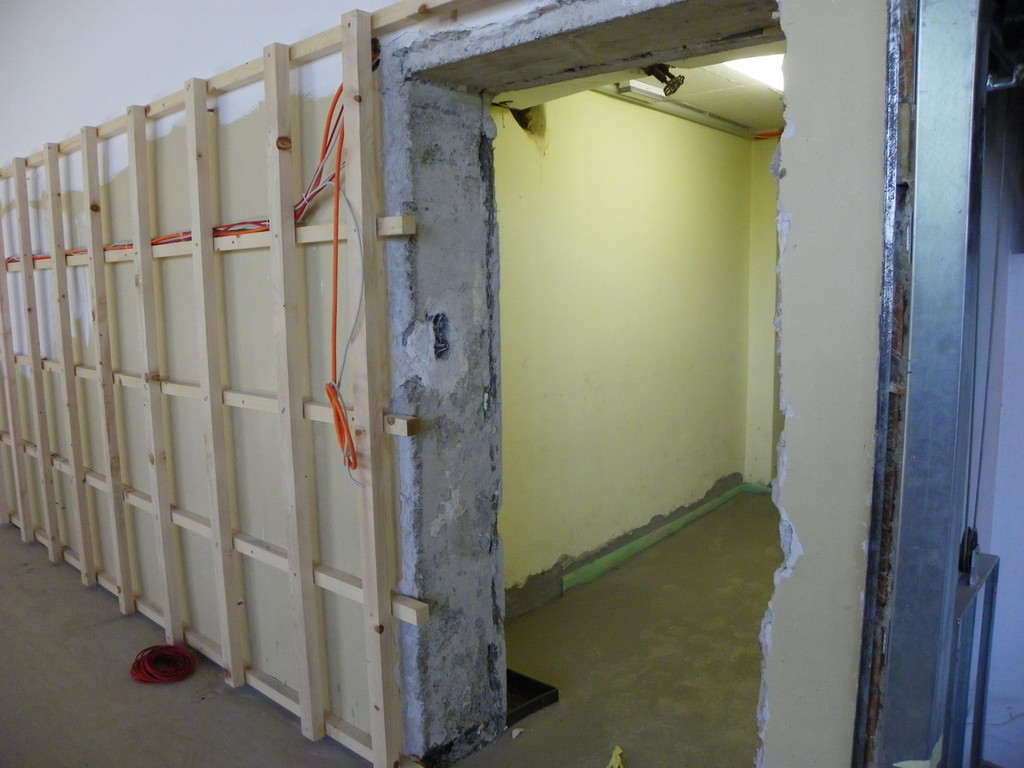 112_3621-1_JPG-1314656177