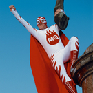 Kampagne_Kultur f__r alle_2006_2007_MQ_Man_Heldenpose _c_ B__ro X.jpg