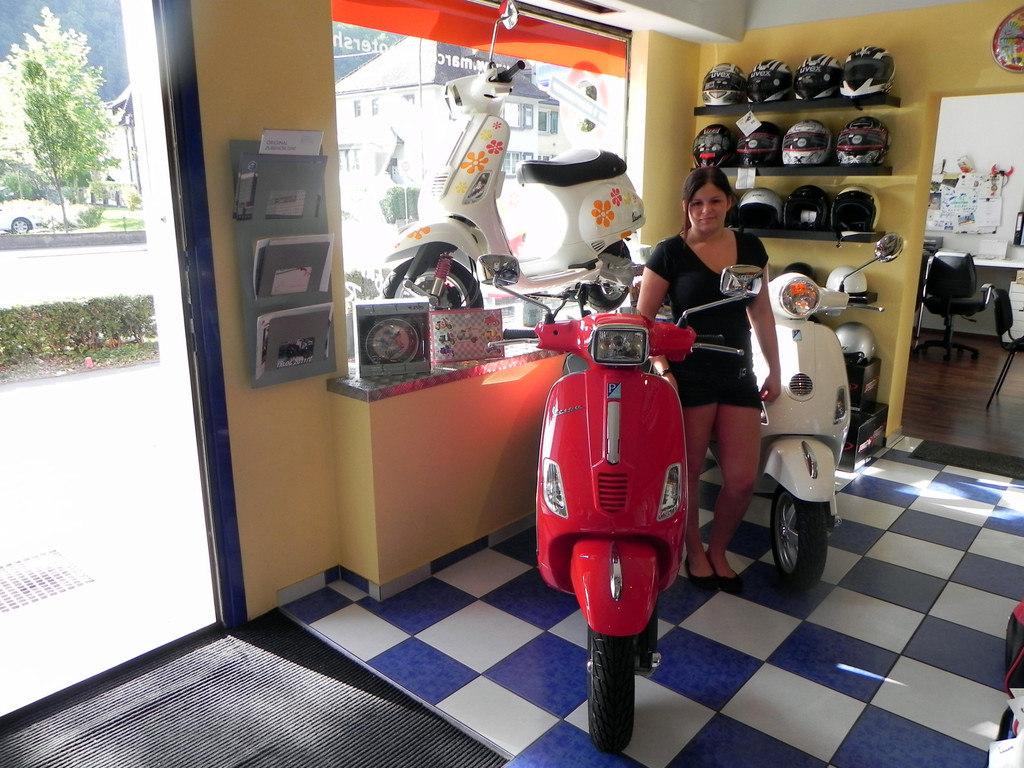 Marcos Scootershop _12_.JPG