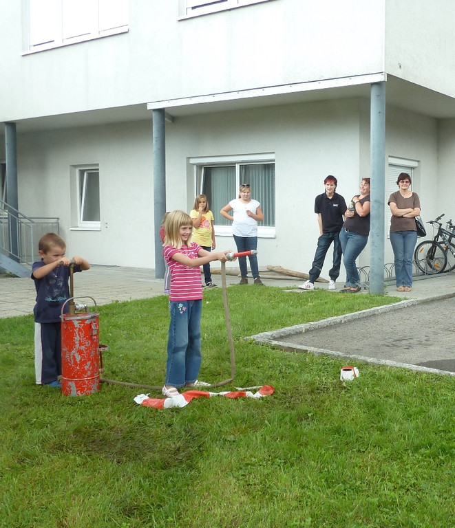 Ferienprogramm Feuerwehr 2011 _22__JPG-1314773781