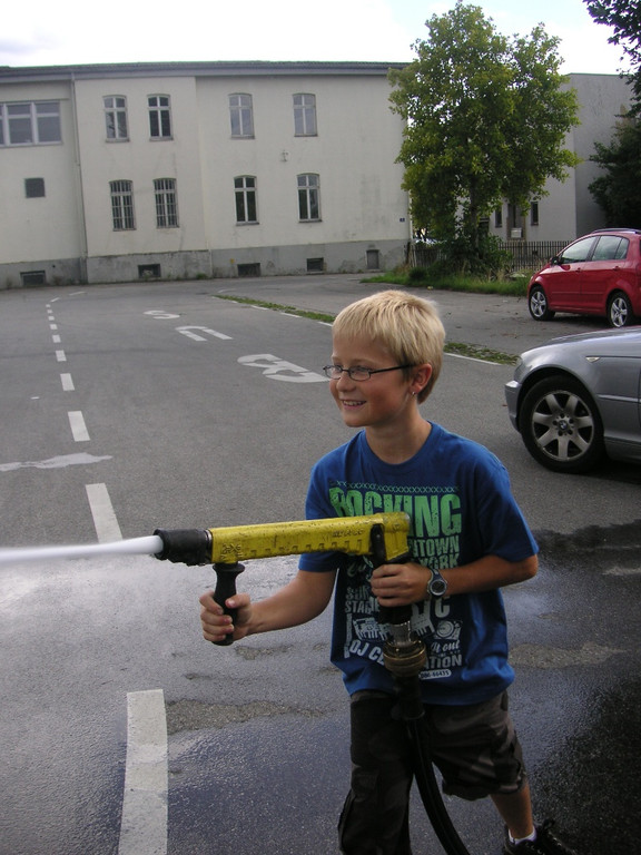 Ferienprogramm Feuerwehr 2011 _23__JPG-1314773789