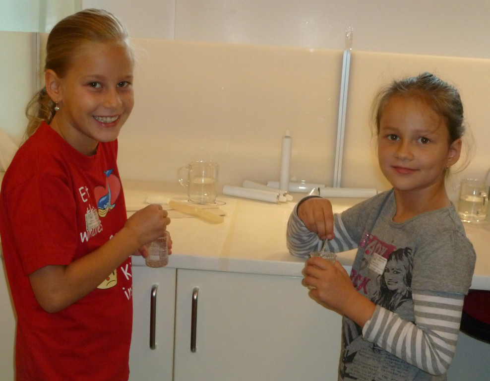 AGel3_jpg-1314810208