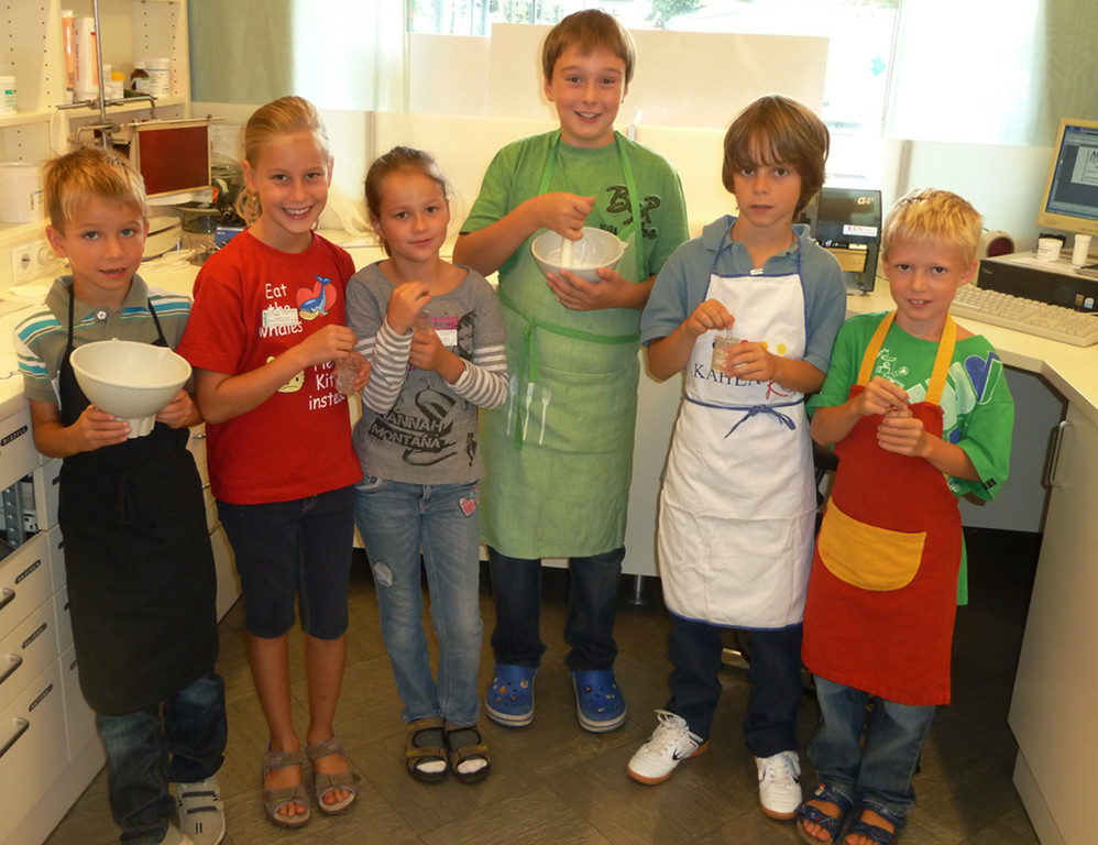 AGel2_jpg-1314810228