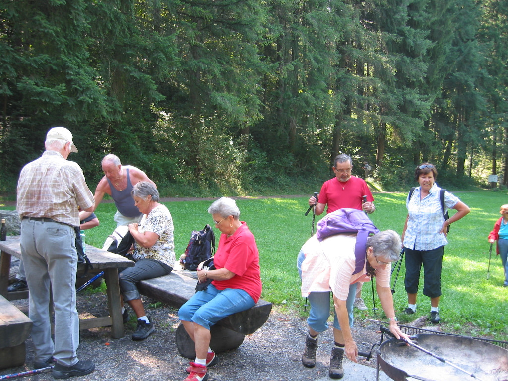 IMG_0113 _2_ 1_ Herbstwanderung Pause_jpg-1314893969