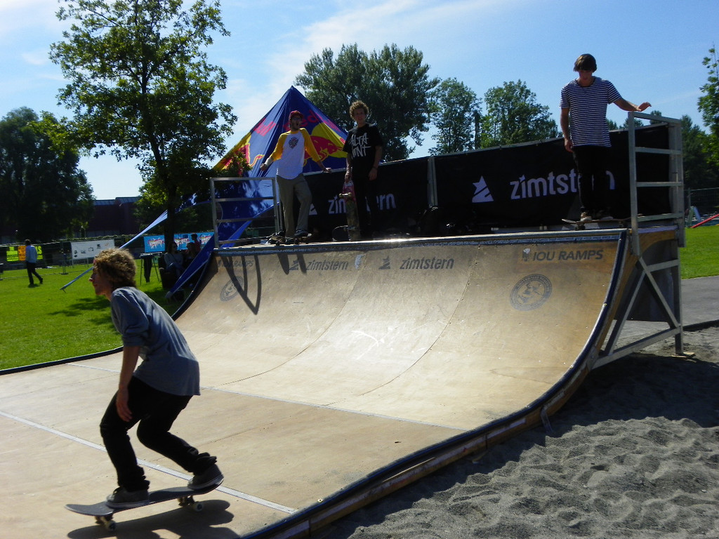 105_7623_jpg-1315032363