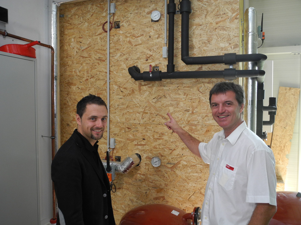 DSCN7944_JPG-1315060325