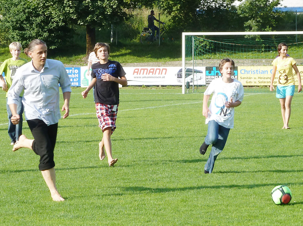 Fussball1a_jpg-1315260762