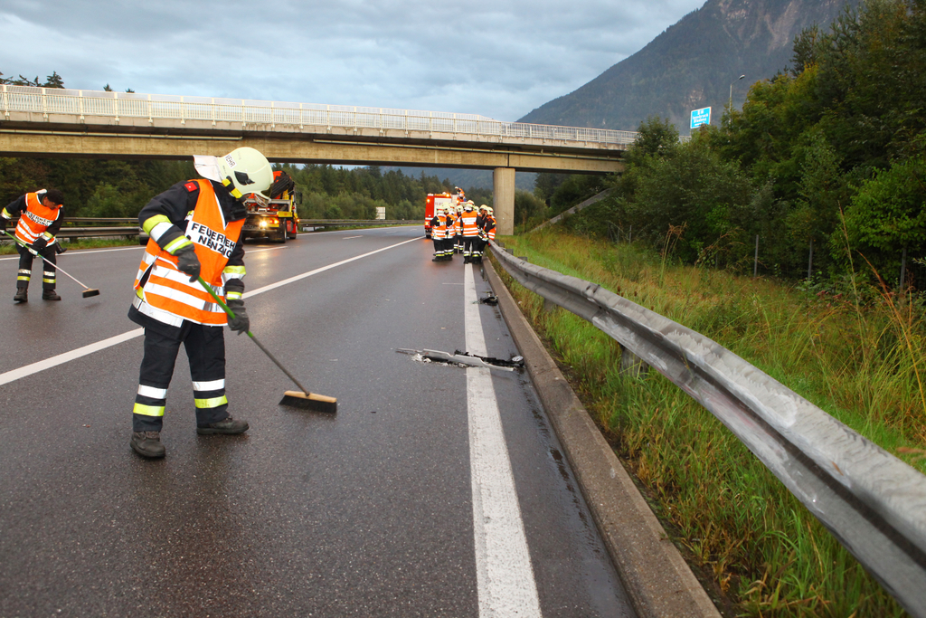 Unfall Walgauautobahn14.jpg