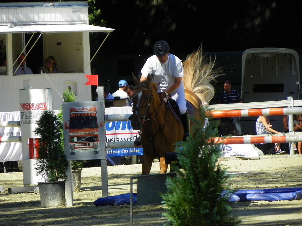 112_4189_JPG-1315516853