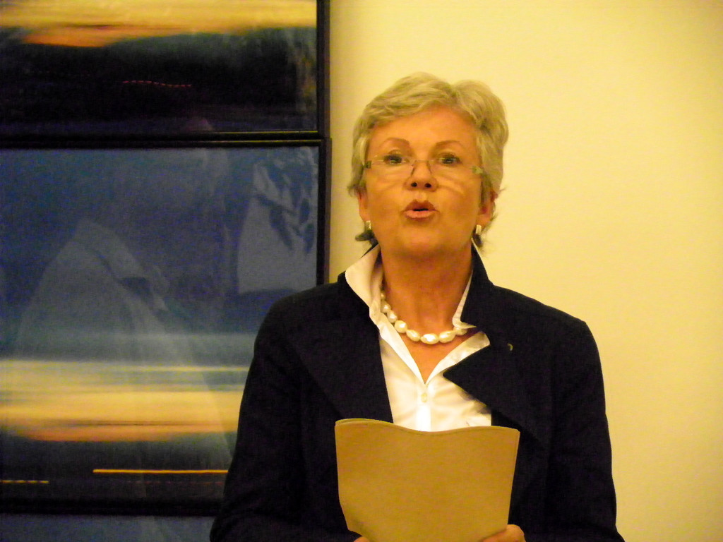 112_4377_JPG-1315527034