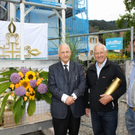 Aufzug der feuervergoldeten Turmzierden für  die Pfarrkirche Lochau