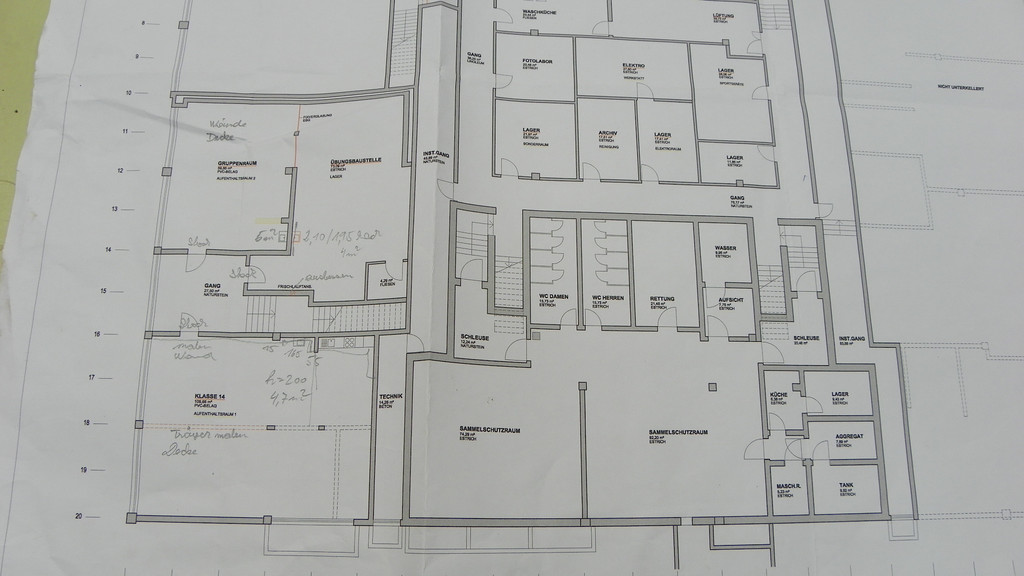 112_3878_JPG-1315692917