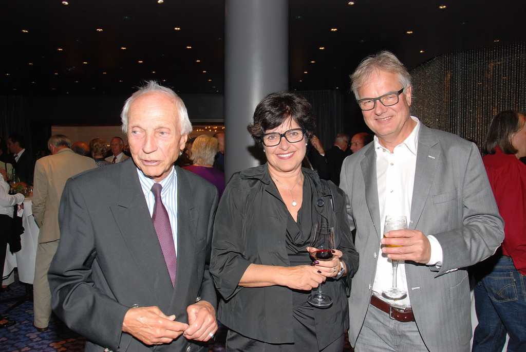 DSC_2563_jpg-1315735829