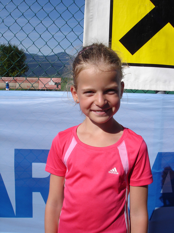 Ella Prakesch.JPG