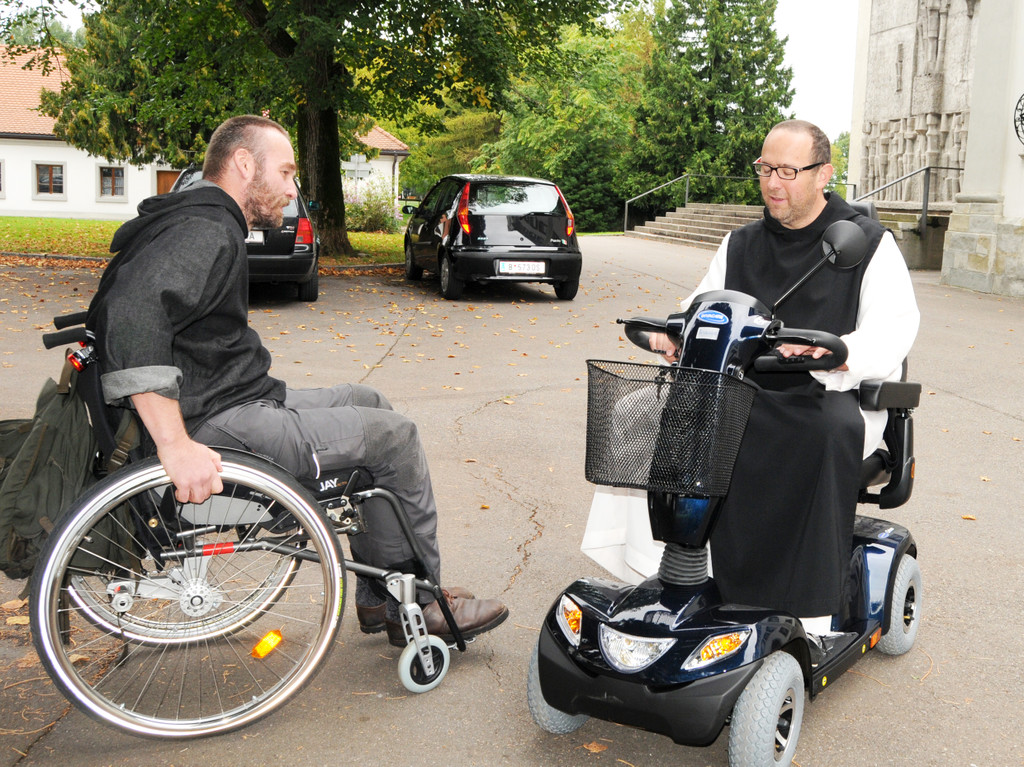 __bergabe Elektrofahrzeug 5_jpg-1316099155