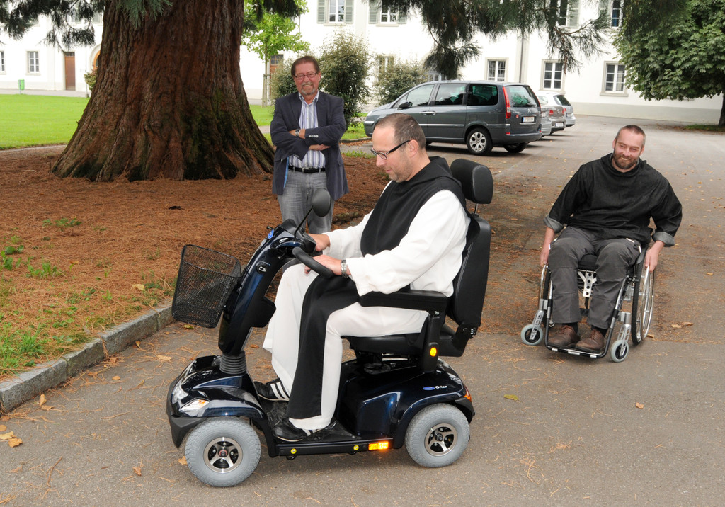 __bergabe Elektrofahrzeug4_jpg-1316099307