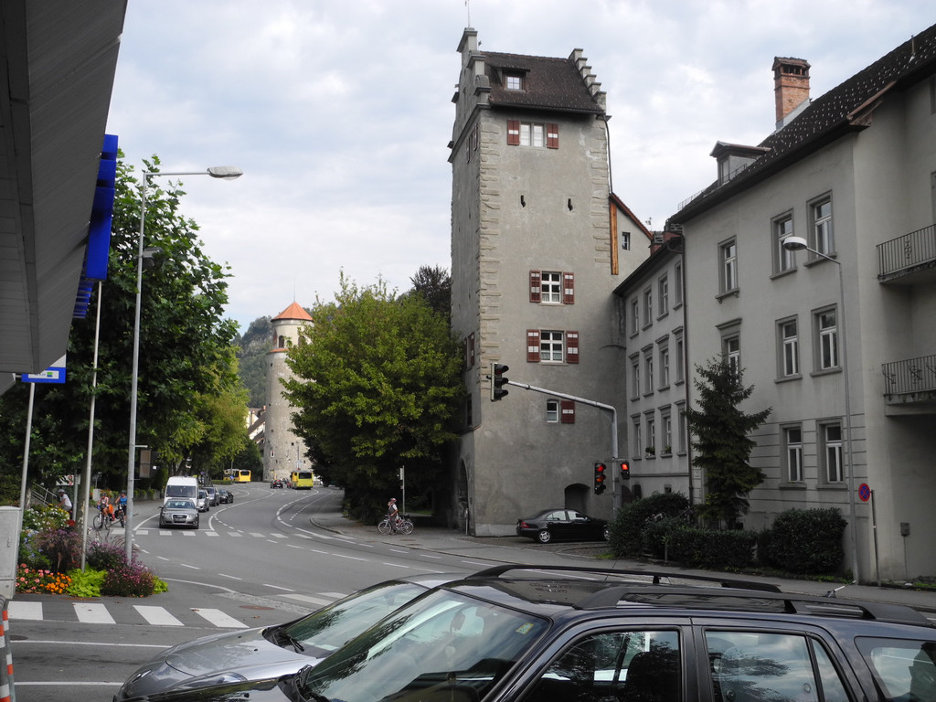 04_JPG-1316268737