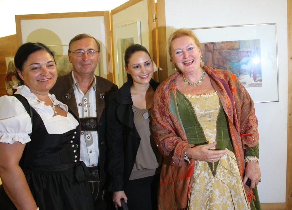 Mangold VERNISSAGE 2011 _21__jpg-1316356355