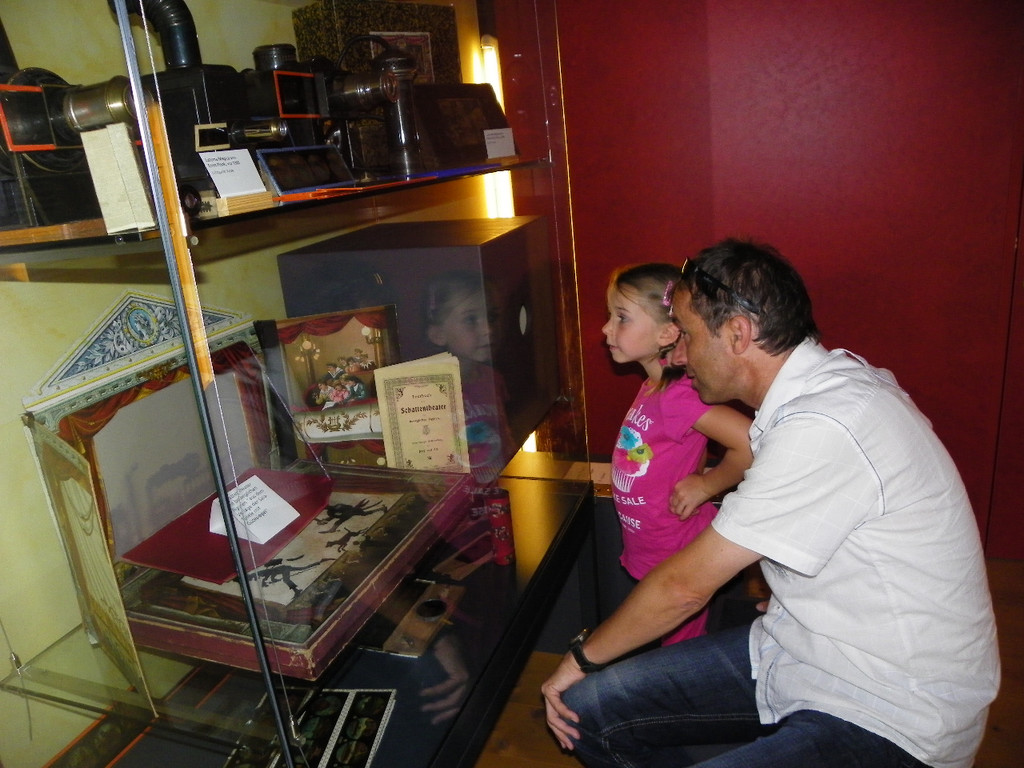 111_8935_JPG-1316357639