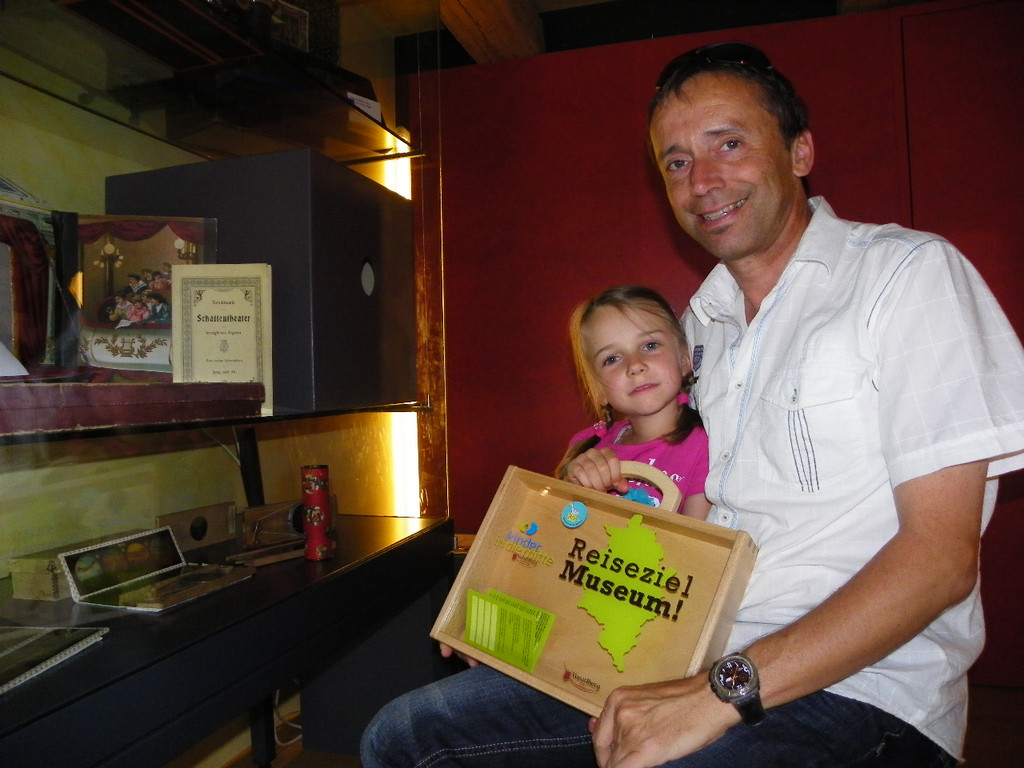 111_8939_JPG-1316357677