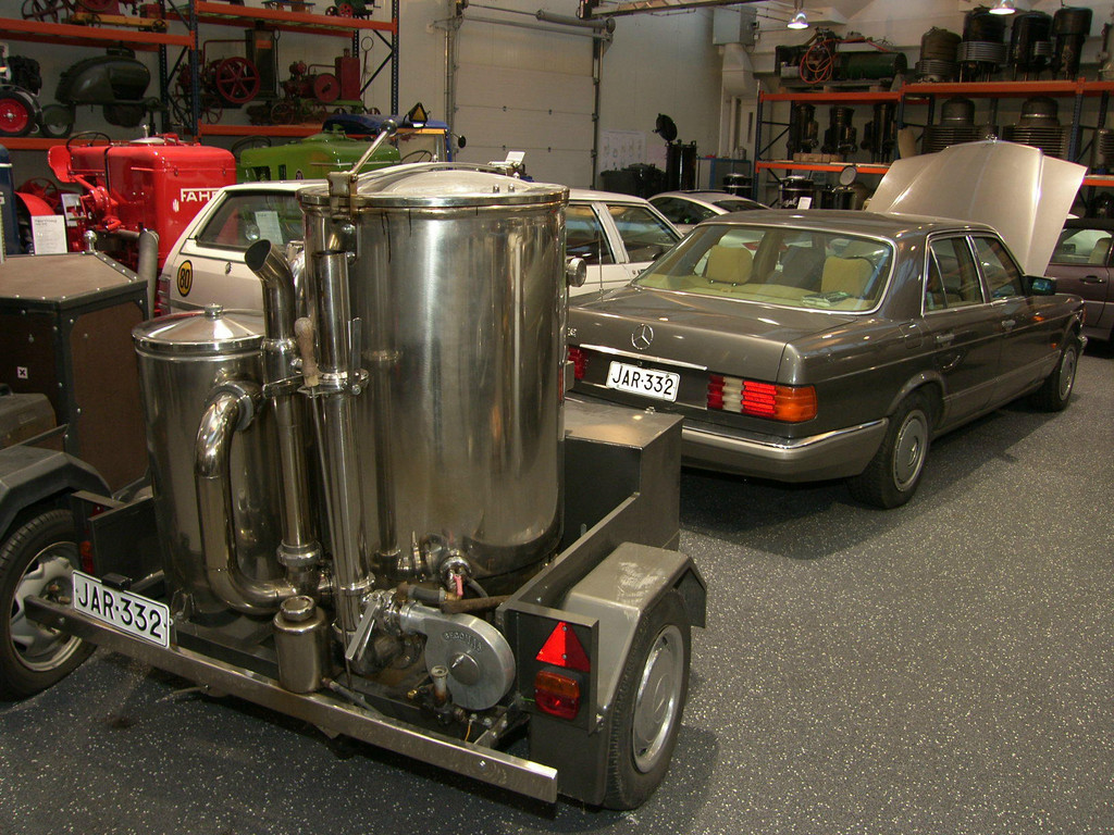 Mercedes_JPG-1316418173