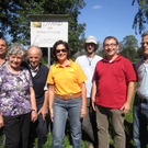 Am Stand des Bienenzuchtvereins Lustenau