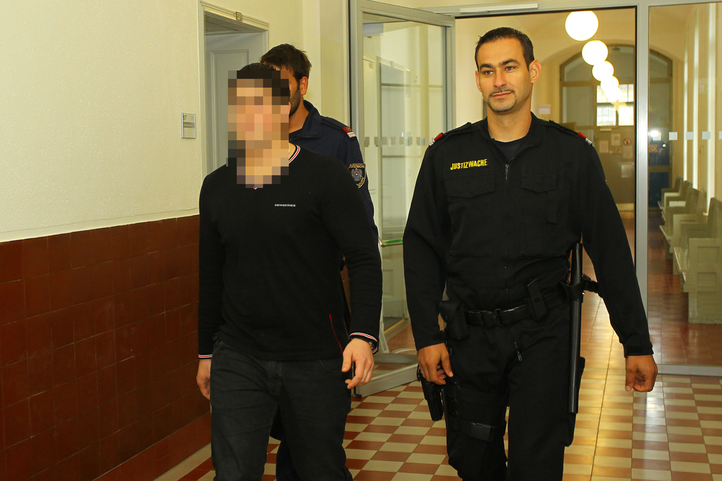 Verhandlung Ko_____rperverletzung05.jpg